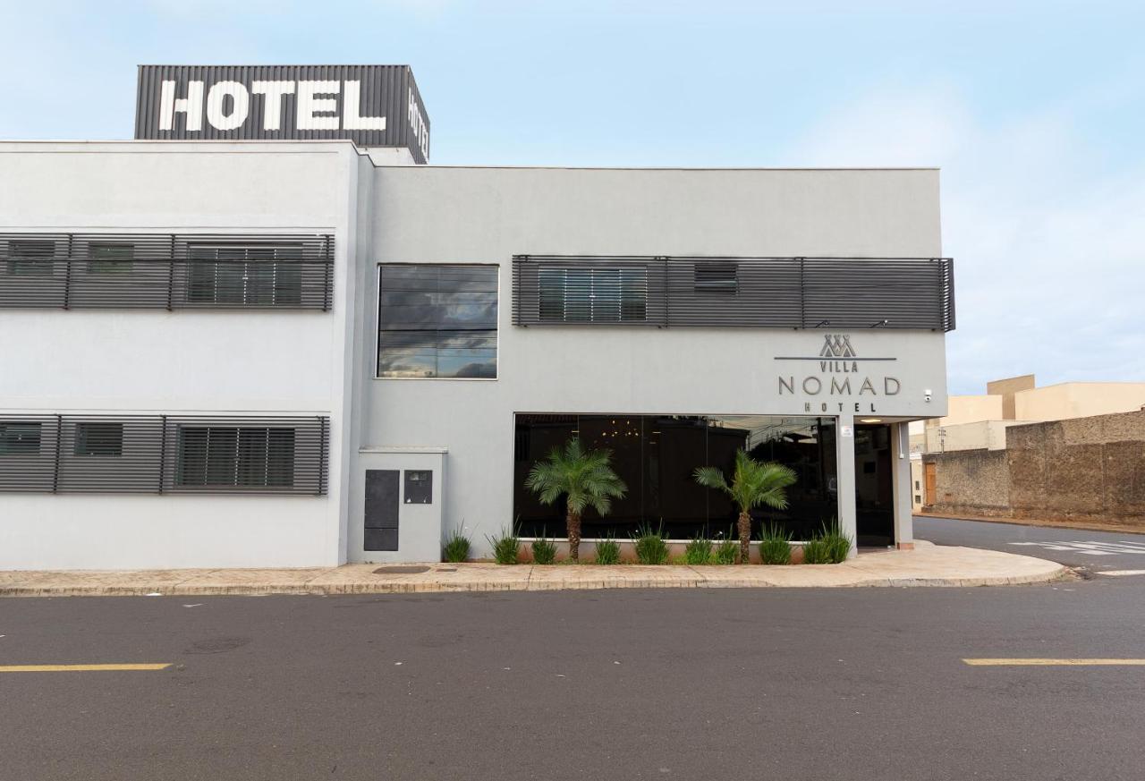 Hotel Nomad